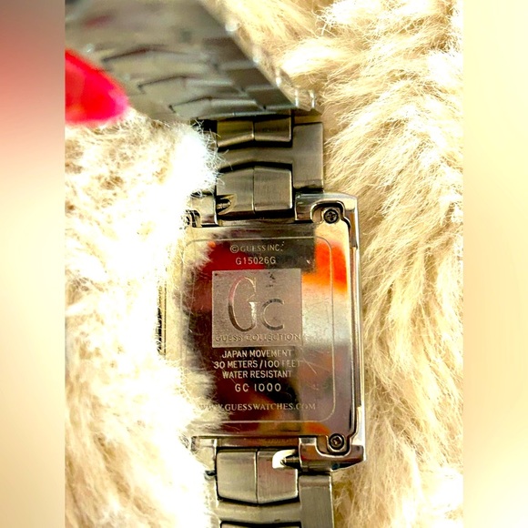 Vintage Mens Guess Watch Silver Black ! Excellent Condition! - Picture 2 of 2